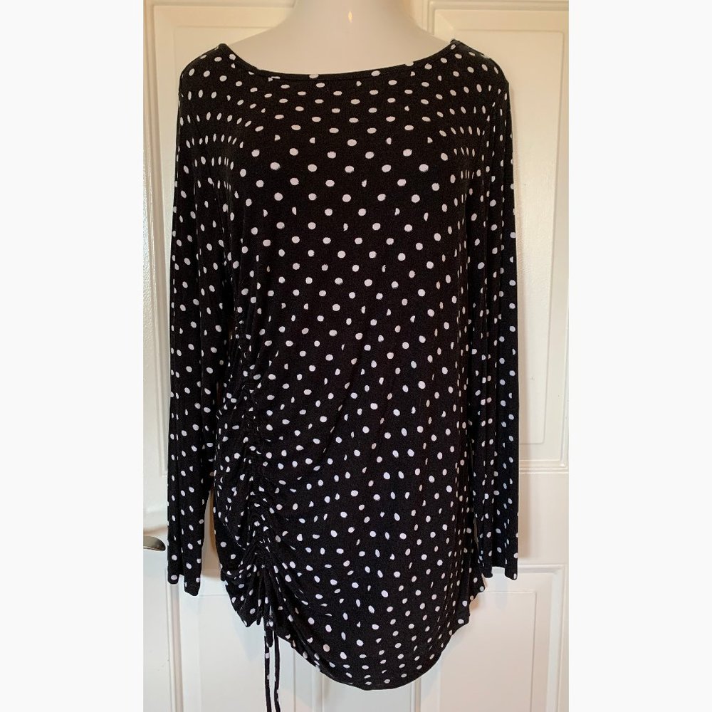 Lane Bryant tunic with sheering on side